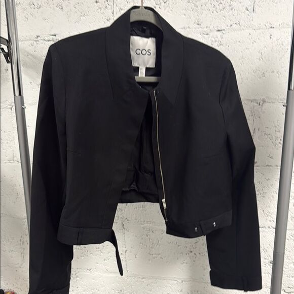 COS Black Blazer Modern Minimalist Design - LIKE NEW - Size 10 Zip Up - Picture 1 of 4